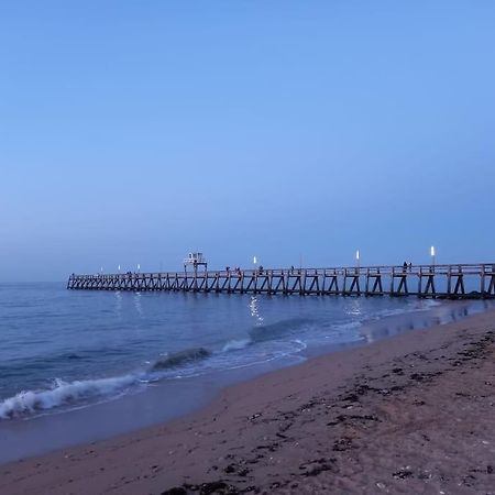 Gite De La Baleine Luc-sur-Mer Extérieur photo